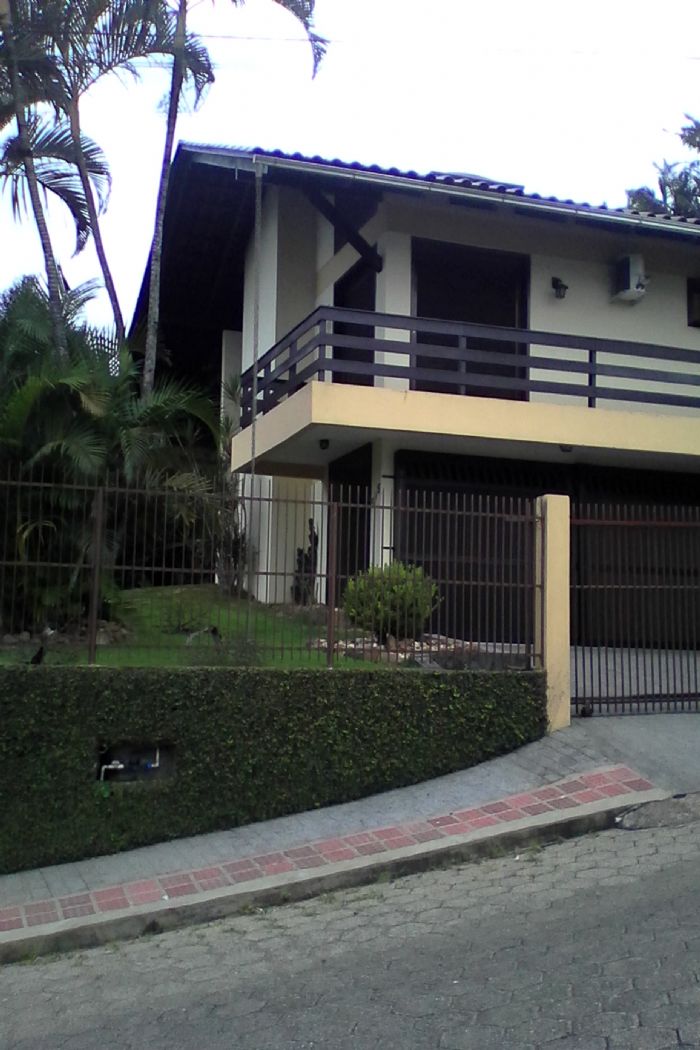 Casa com 3 dormitórios para locação, Nova Brasilia, JARAGUA DO...